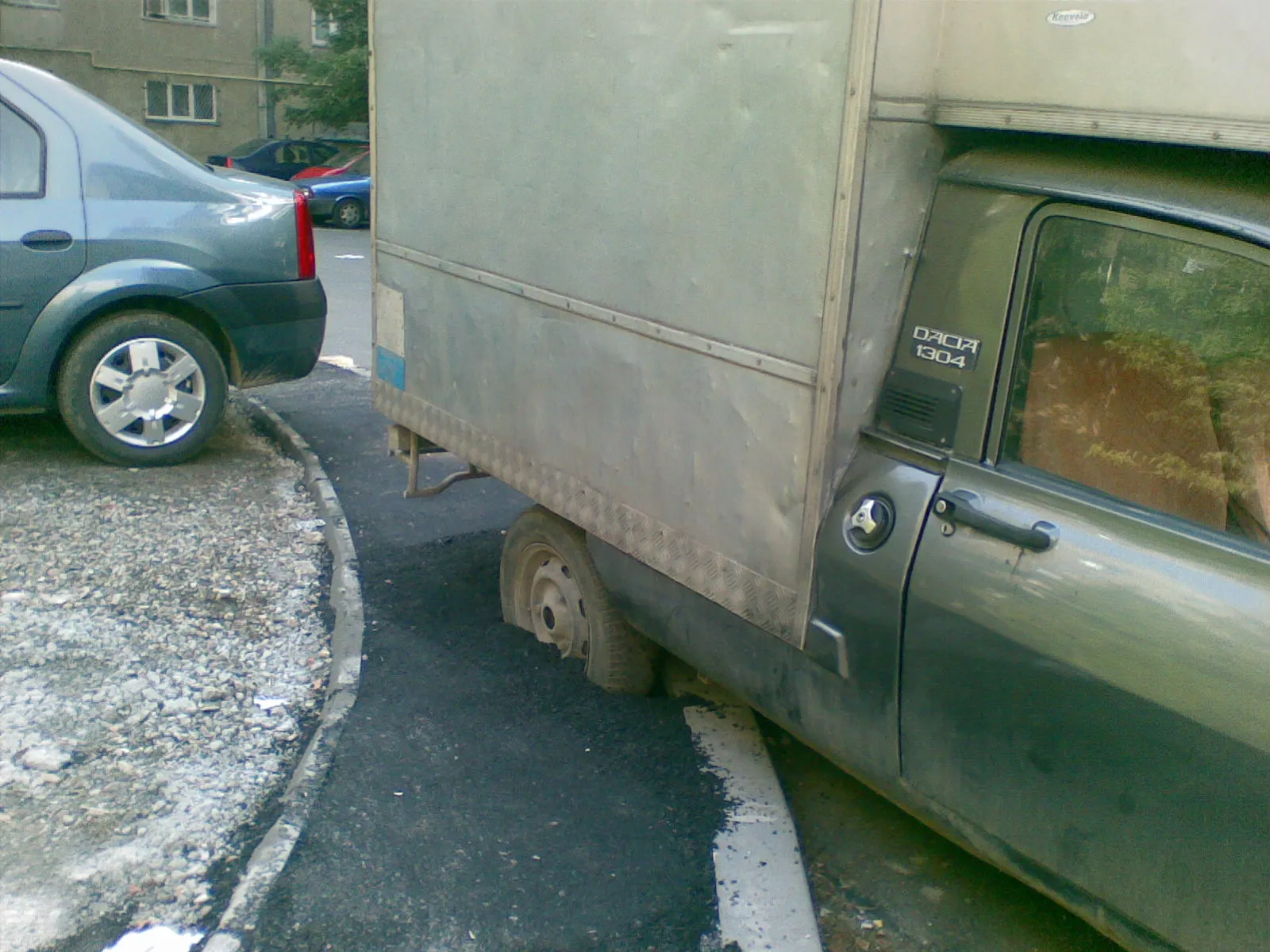 Asfaltăm tot ce ne stă în cale, în sectorul 5