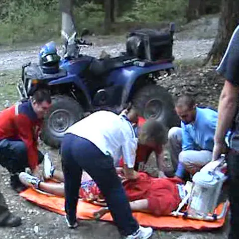 Un tânăr de 25 de ani a căzut în gol la Cascada Urlătoarea