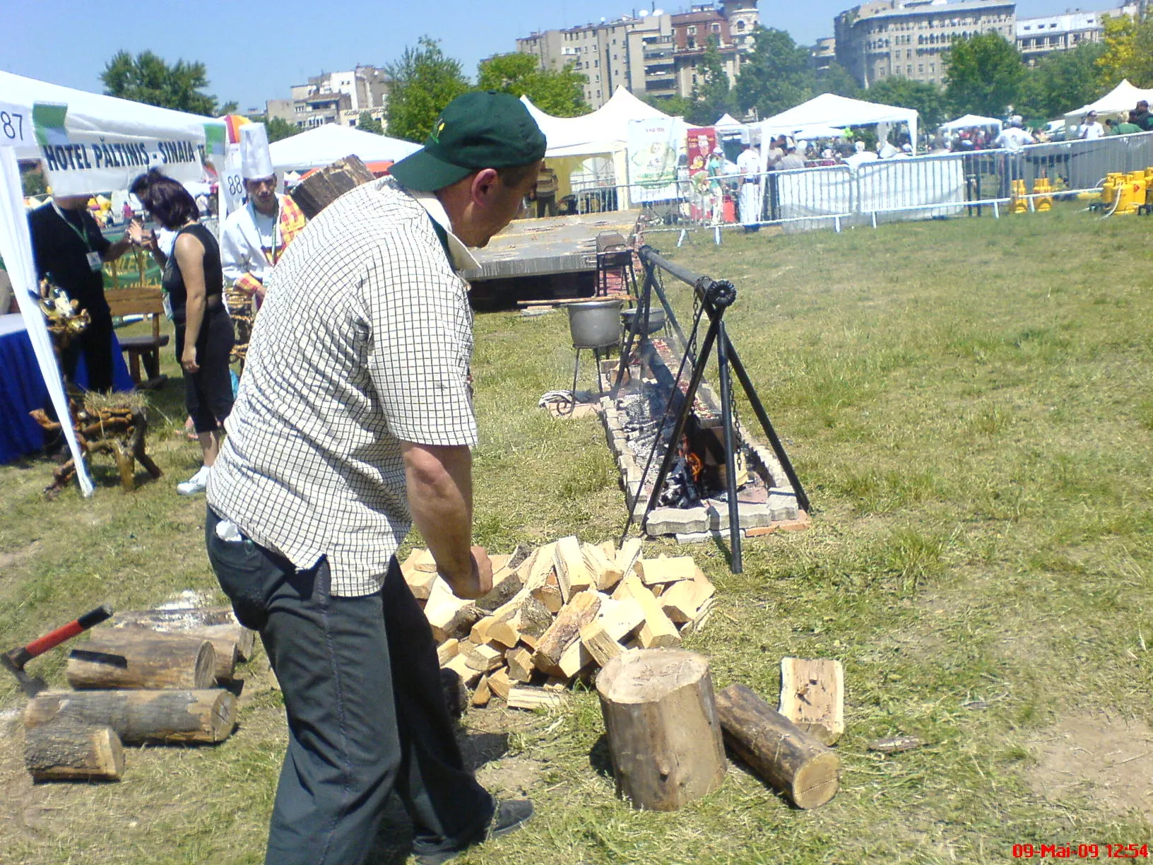 Concurs de gătit în Parcul Izvor
