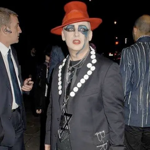 Boy George iese din închisoare, pentru bună purtare