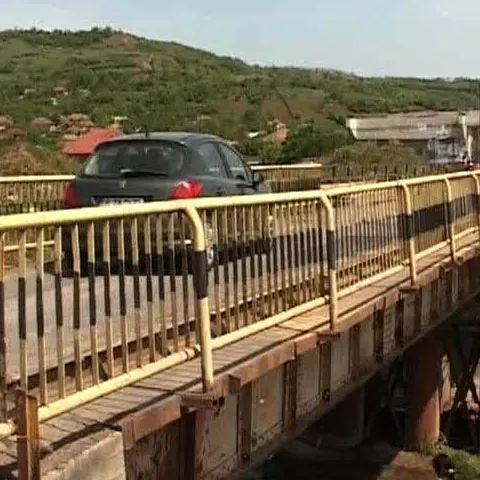 DN6 şi DE70, între localităţile Strehaia şi Drobeta Turnu Severin, sunt închise astăzi