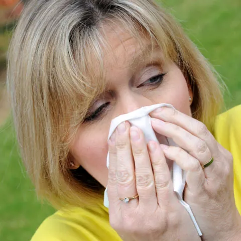 În România sunt 22 de cazuri de gripă sezonieră şi aproape 36.000 pacienţi cu infecţii respiratorii