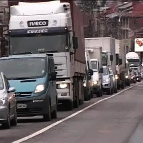 Tronsonul Comarnic-Azuga de pe DN1 a intra în reparaţii capitale, din 14 mai