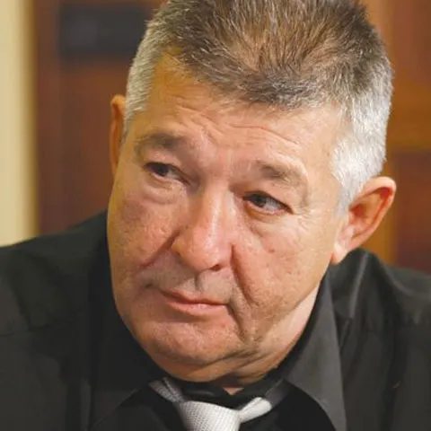 Nu ne mai loviţi cu impozite-surpriză, cer patronii
