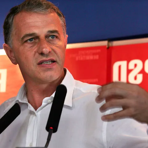 Geoană: Obligaţia noastră e să aducem bani pentru dezvoltarea satelor