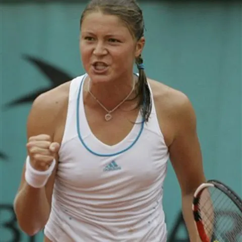 Tenis - Dinara Safina a câştigat turneul de la Madrid