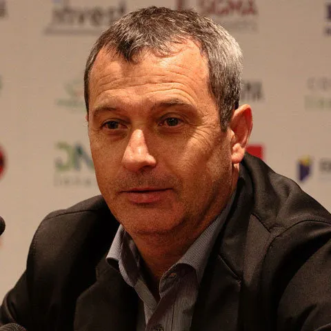 Rednic: Nu ne culcăm pe o ureche, încă nu suntem campioni