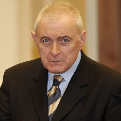 Adrian Vasilescu: După criza financiară şi cea economică, cea mai problematică este criza socială