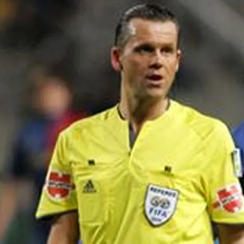 Spaniolul Cesar Muniz Fernandez va arbitra meciul Unirea Urziceni-Dinamo