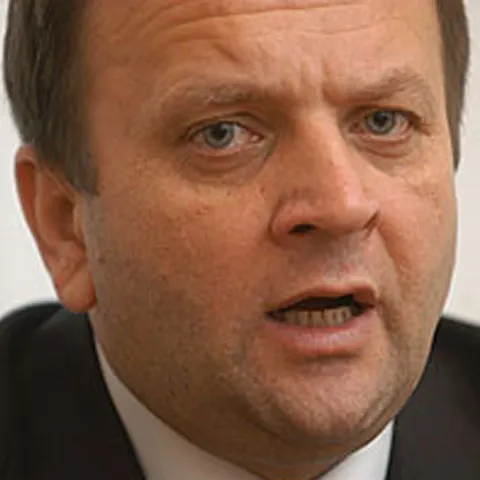 Gheorghe Flutur estimează o prezenţă la vot de 35% la europarlamentare