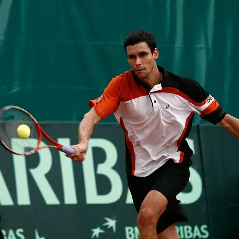 Tenis - Victor Hănescu, eliminat în sferturi la Kitzbuhel