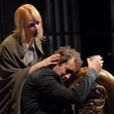 Dan Puric în Sinucigaşul la Teatrul Naţional Bucureşti