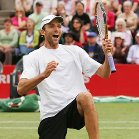 Tenis - Ivo Karlovic a reuşit 55 de aşi în meciul cu Hewitt şi a stabilit un nou record mondial