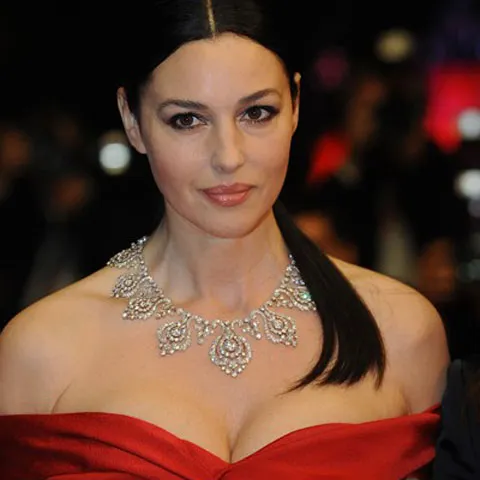 Apartamentul din Paris al actriţei Monica Bellucci a fost spart de hoţi