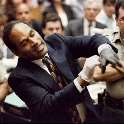 Condamnat la 15 ani de închisoare, O.J. Simpson cere o judecată dreaptă