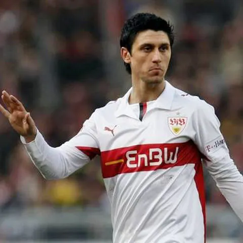 Ciprian Marica şi Vlad Munteanu, incluşi în cel mai slab "11" din Bundesliga! Vezi aici echipa completă