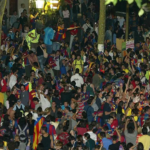 Un fan al lui Manchester a omorât cu maşina patru suporteri ai Barcelonei