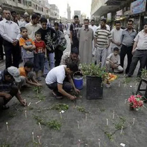 Atentat la o moschee din Iran, soldat cu 15 morţi