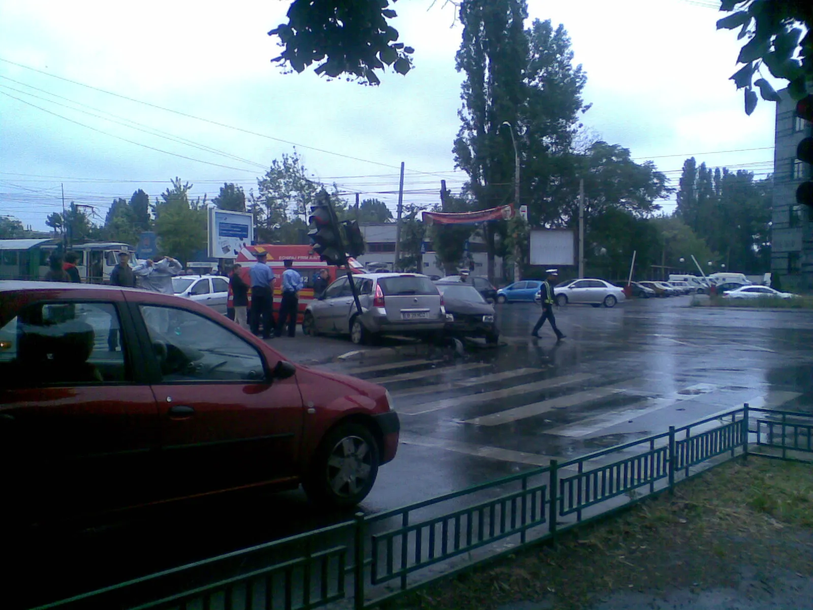 Accident rutier în Capitală - intersecţia străzilor Sibiu cu b-dul Timişoara