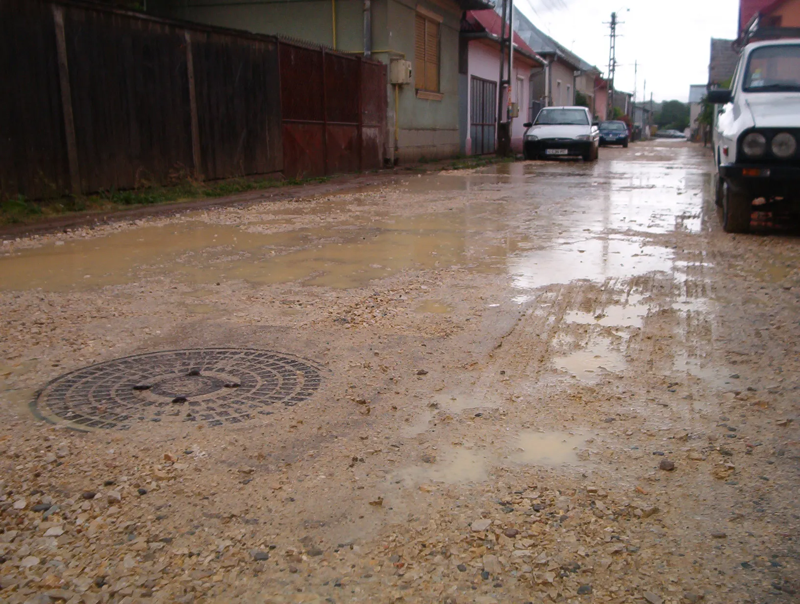 Localitatea Turda, strada Bujorului, uitată de autorităţi