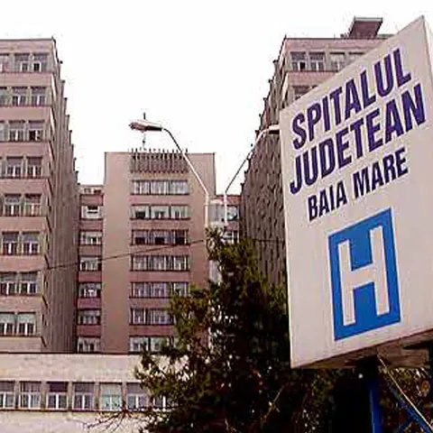 Spitalul Judeţean din Maramureş ar putea renunţa la o parte din angajaţi, din cauza datoriilor