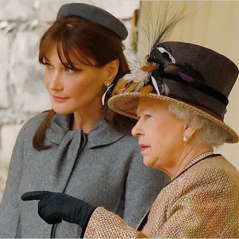Carla Bruni a învins-o pe regina Marii Britanii într-un concurs de pălării