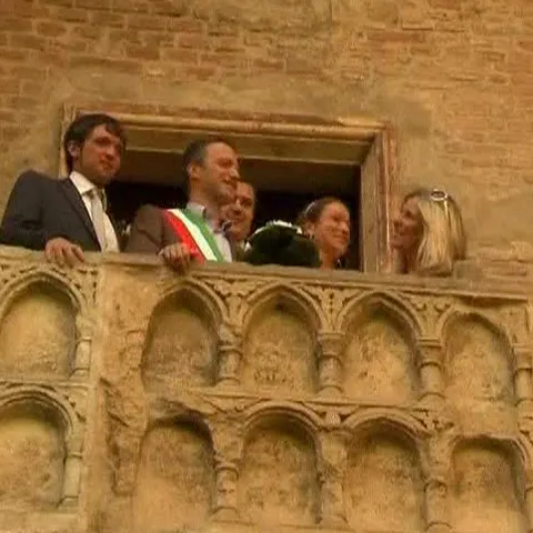 Tinerii au ocazia să se căsătorească la Verona, în balconul Julietei