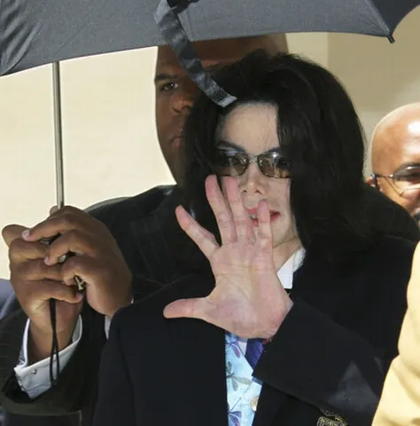 Michael Jackson susţine că nu ştia de programarea unui număr atât de mare de concerte