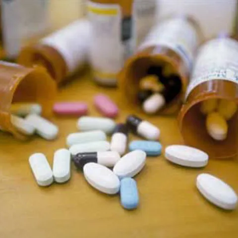 Boc: Guvernul a decis majorarea plafonului pentru medicamentele compensate
