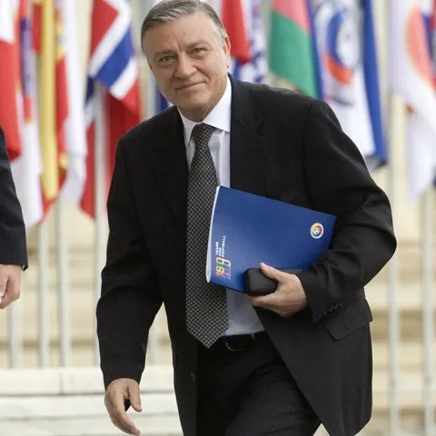 Mircea Sandu: "Avem prea multe echipe care ne reprezintă în cupele europene!"