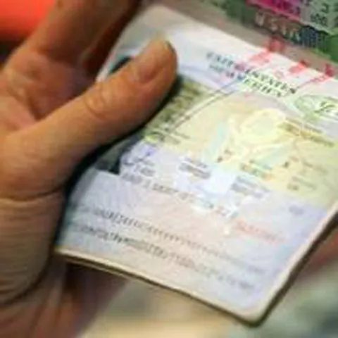 SUA accelerează acordarea vizelor pentru studenţi şi cercetători