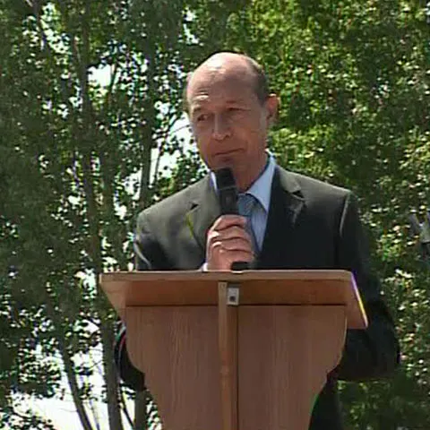  Băsescu: Băncile nu mai au un susţinător în mine până nu coboară batjocura din zona dobânzilor