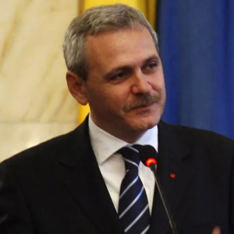 Liviu Dragnea: Nu ştiu cât va mai ţine situaţia asta în care PSD şi PD-L sunt soţ şi soţie în Guvern şi divorţaţi în afara lui