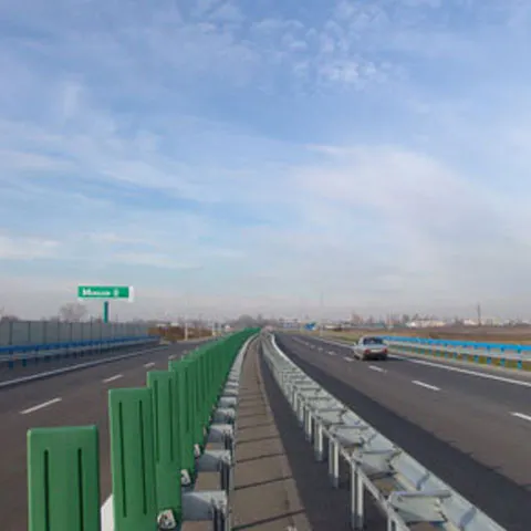 Un autoturism în flăcări a blocat Autostrada Soarelui