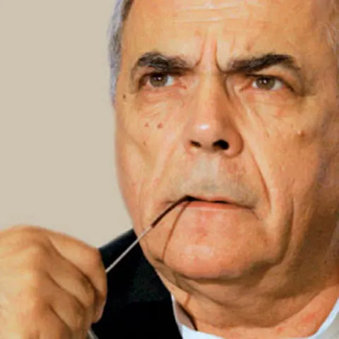 Nicolae Manolescu: Lumea pe dos