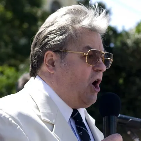 C.V. Tudor: Dacă Becali nu se duce la Bruxelles, nu mă duc nici eu