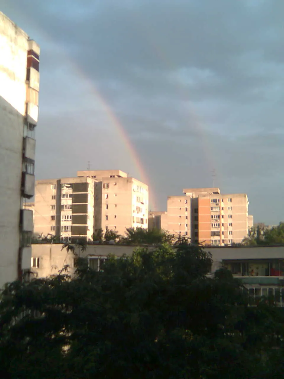 Curcubeu dublu în Capitală