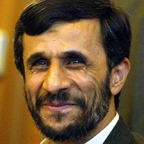 Rezultatele parţiale îl indică învingător pe Mahmud Ahmadinejad