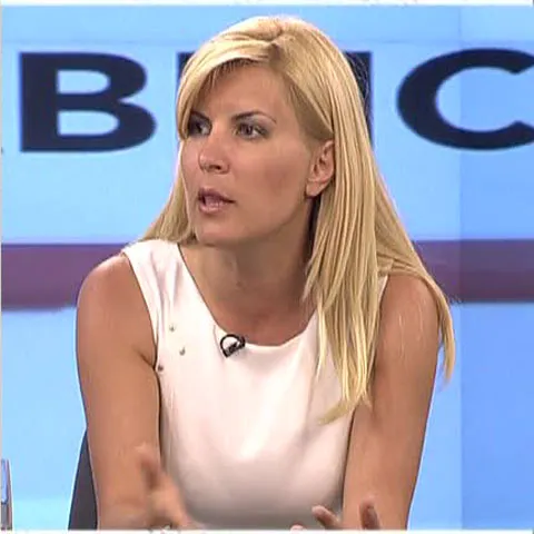 Elena Udrea: Probabil că PSD ia în calcul retragerea de la guvernare