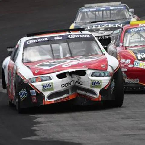VIDEO / Cursă spre moarte la Nascar Mexic! Un pilot mexican a murit după ce maşina sa a izbit un zid cu 220 km/h!