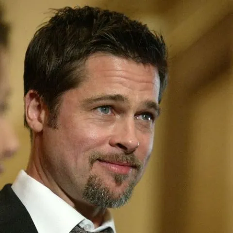 Brad Pitt a donat un milion de dolari în folosul copiilor bolnavi de cancer