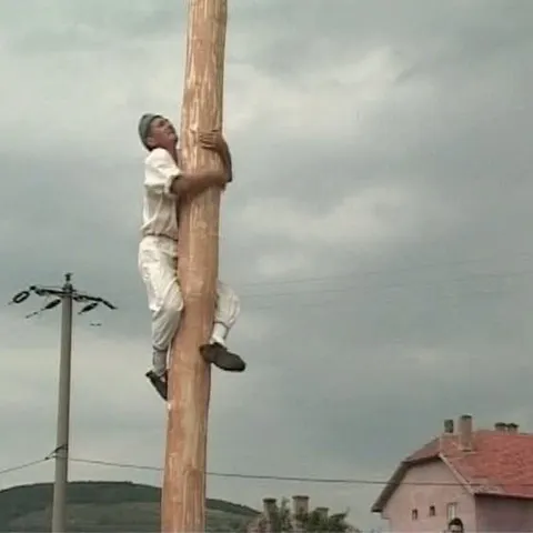 Aruncatul cu suliţa, trasul cu arcul şi alergatul cu mielul în spinare, probe la Festivalul Cetăţilor Dacice
