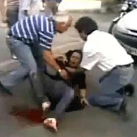 Ultimele momente de viaţă ale tinerei ucise pe străzile din Teheran - IMAGINI ŞOCANTE