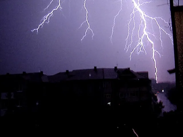 Ploaie la Râmnicu Vâlcea