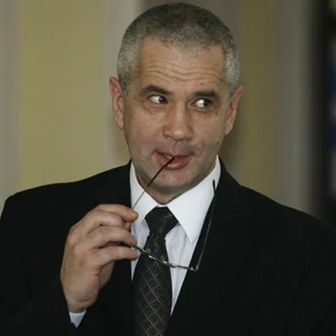 Deputaţii au aprobat formarea comisiei de anchetă în cazul ministrului Nicolae Nemirschi 