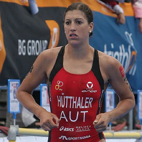 Atletism - Sportivă condamnată la 3 luni de închisoare pentru tentativă de corupţie