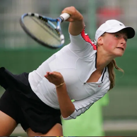 Tenis: Ilinca Stoica şi Ana Bogdan s-au calificat în turul 2 al întrecerii de juniori de la Wimbledon