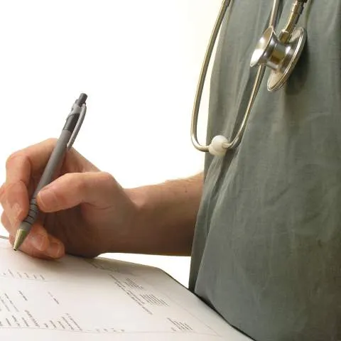 Colegiul Medicilor s-a autosesizat în cazul copilului de trei ani care a murit la o clinică privată