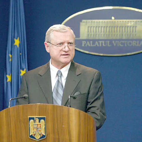 Sindicatele din învăţământ au cerut demiterea ministrului Muncii