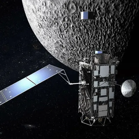 Satelitul japonez Kaguya a detectat minereuri de uraniu pe Lună